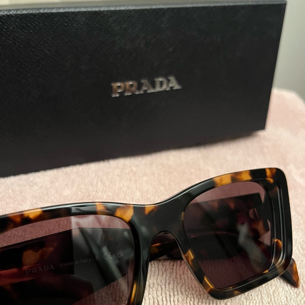 Prada Sunglasses - Picture 8 of 10